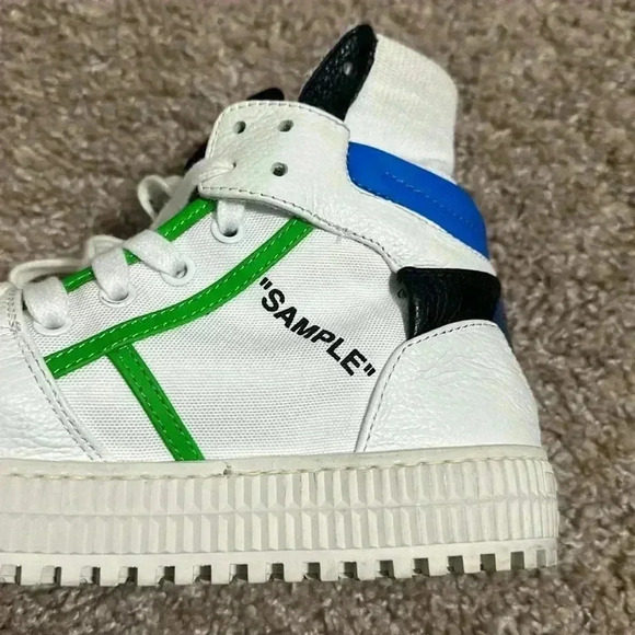 Off-White - Picture 7 of 11